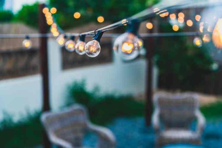 LED Lights For Outdoor Decks and Patios_string light_premiere electric