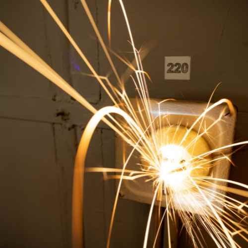 The Benefits of a Separate Electrical Service for Your EV Charger_ circuit overlaod_premiere electric