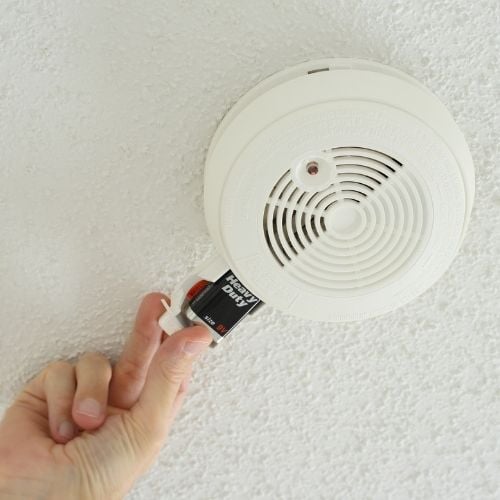 Why Hardwired Smoke Alarms Still Use Batteries-premiere electric