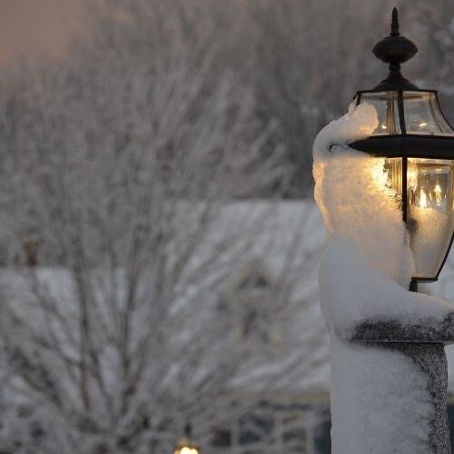 outdoor lamp post _ enhanced curb appeal_should i hire an electrician_Premiere Electric (1)