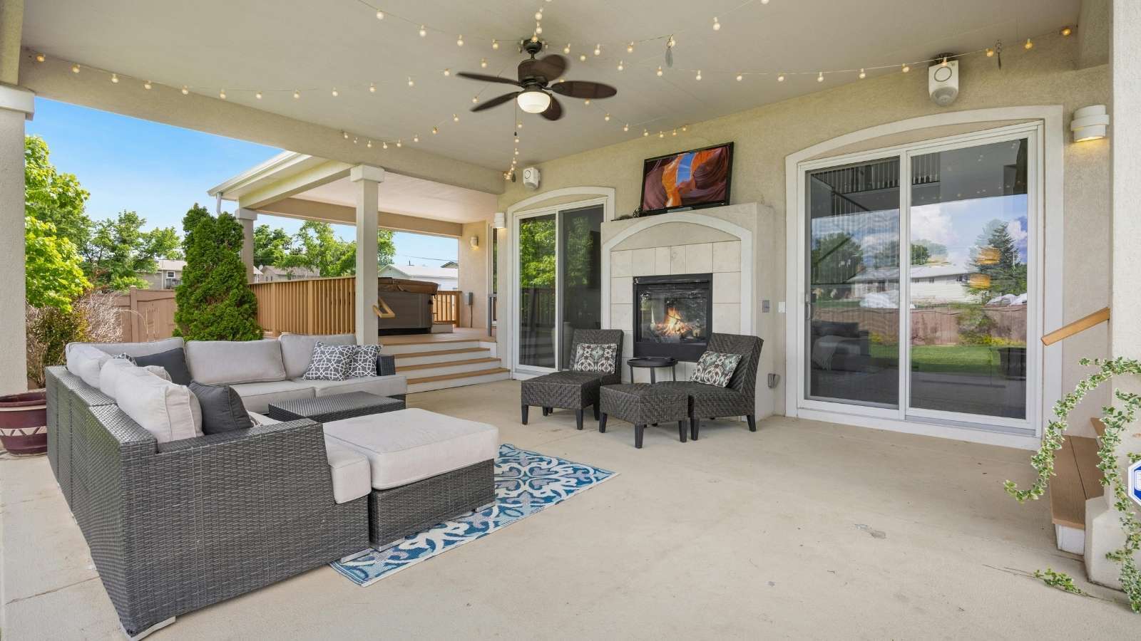 Why Are My Outdoor Outlets Not Working?  - Premiere Electric