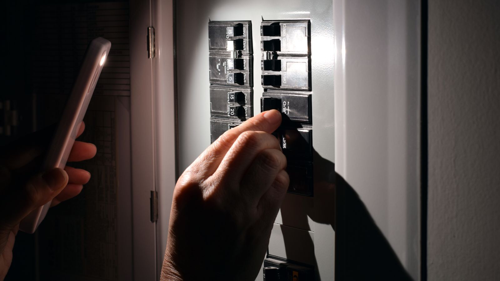 Why Does My Breaker Keep Tripping With Nothing Plugged In?- Cincinnati & Northern Kentucky Electricians-Premiere Electric